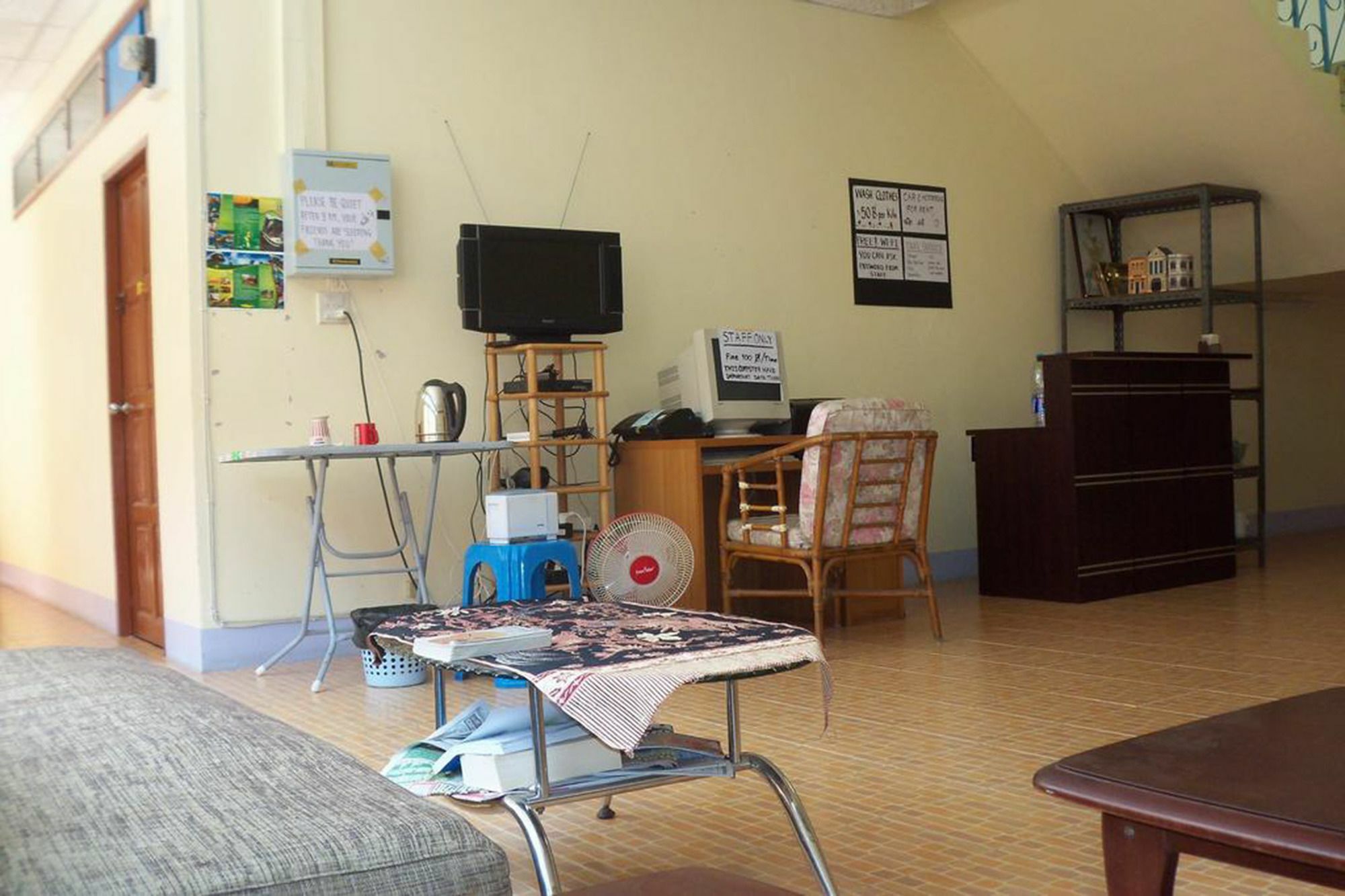 D'S Corner & Guesthouse Phuket Exterior photo